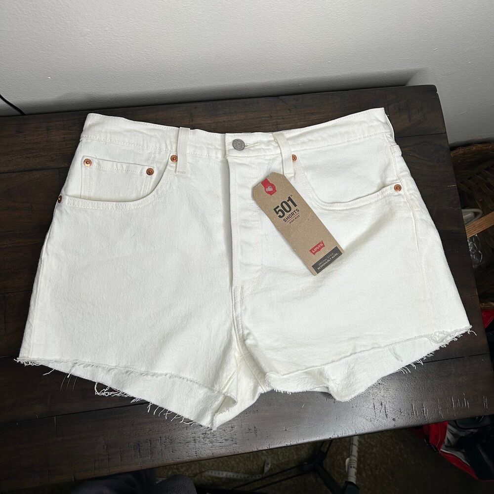 New Levi's 501 high rise white shorts - Picture 6 of 10